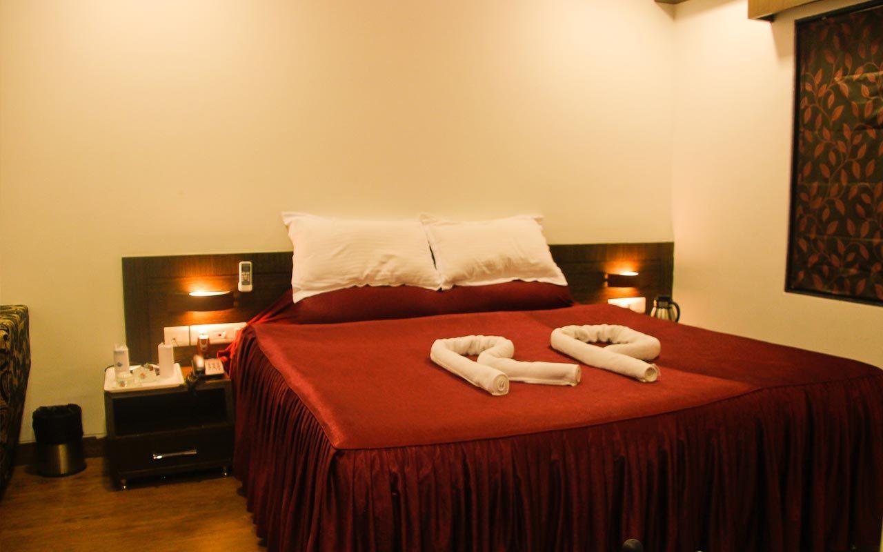 סיליגורי Hotel Rajashree Palace מראה חיצוני תמונה