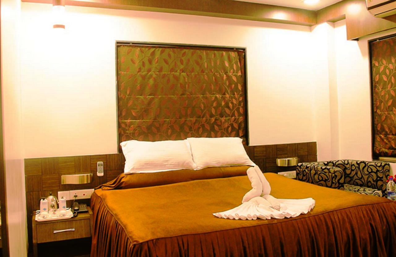 סיליגורי Hotel Rajashree Palace חדר תמונה